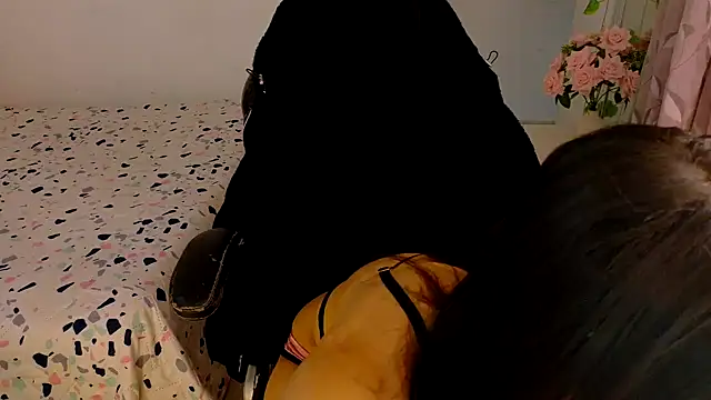 Ariana_girlhots webcam