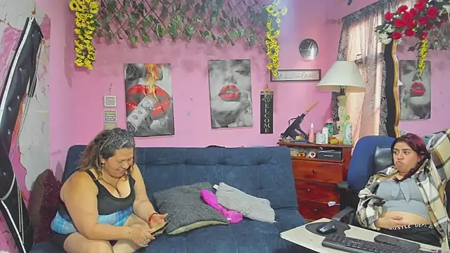 lesbiancuple