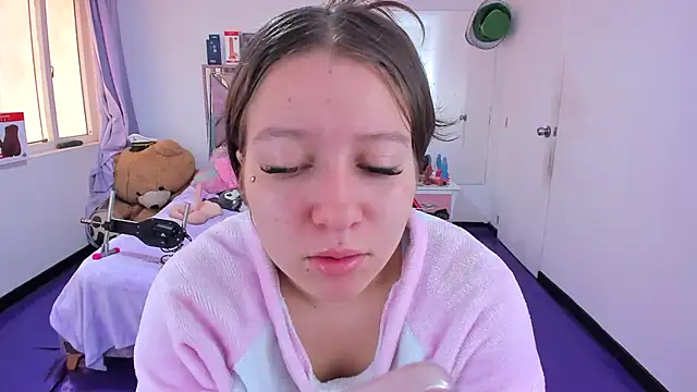 Luna_Analya webcam