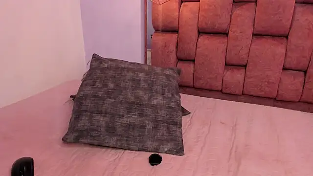 kristakinnky webcam