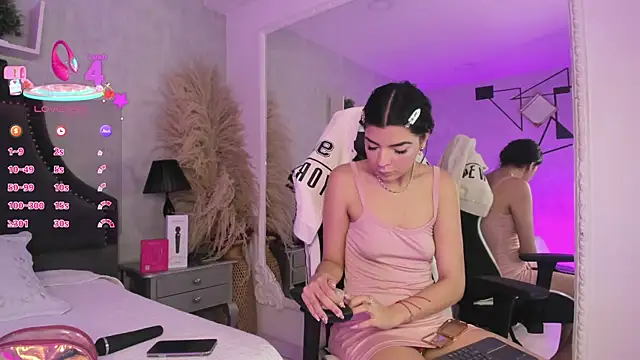 KarelyMitchel webcam