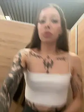 StreetCelebrity webcam