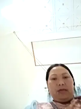YeuAnhbigcock webcam