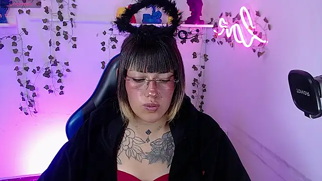 _sharlotte777 webcam