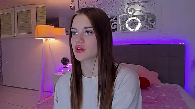 LuisaClover webcam