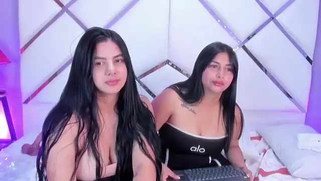 ViolettAndCandy webcam