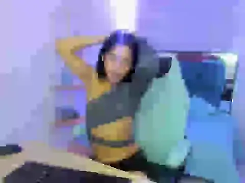 Zoe_Jonesw webcam