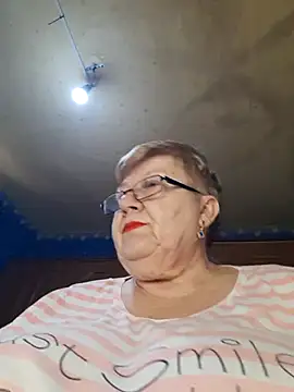 lena_gaby (Ask my age) - Show boobs and pussy
