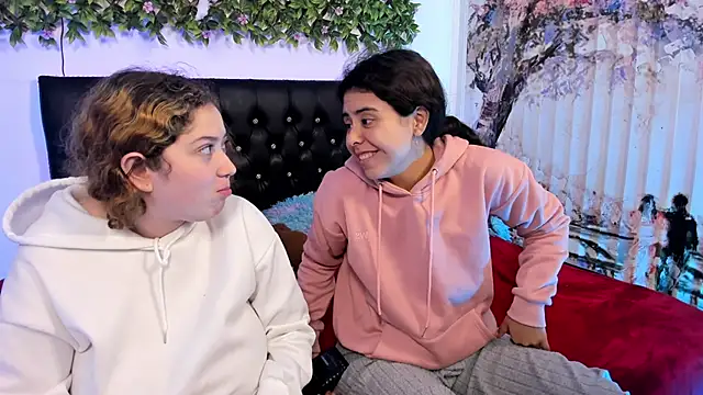 Preview of valeria_and_zoe