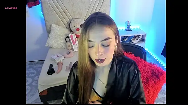 Mia_Victoria22 webcam
