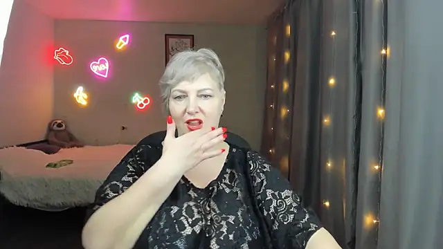 Mary-Leee webcam