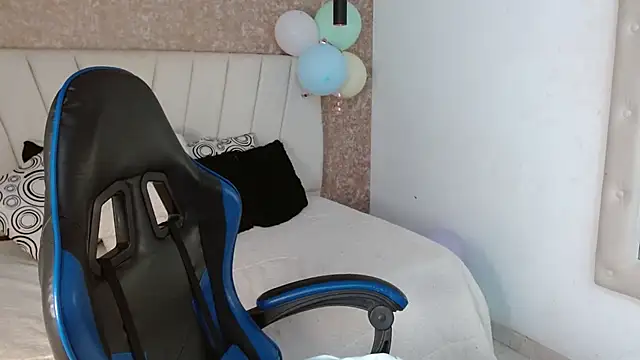 AliceSmity_ webcam