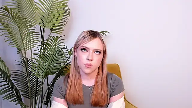 AshleyChristal webcam