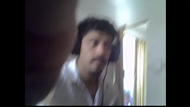 IIILCIII webcam