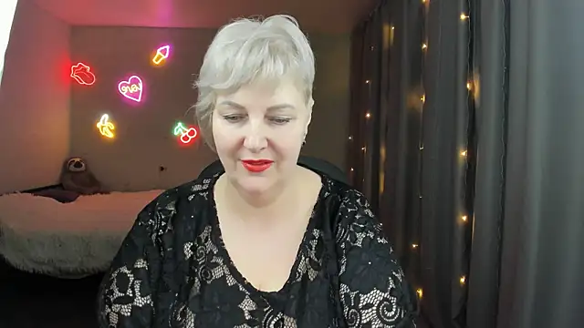 Mary-Leee webcam