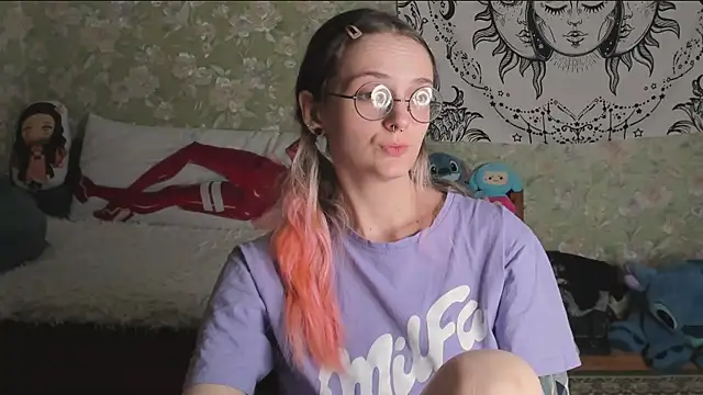 Cutie_Adelia webcam