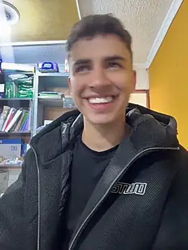 AdrianRinaldi webcam