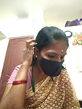 Webcam Model (Tamil_Yalini12)  is live.Free join now!