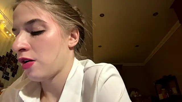 BambiBlush webcam
