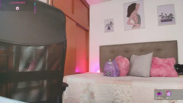 Miley_Baker webcam