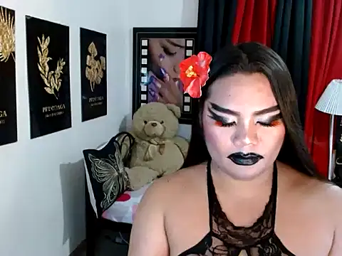 TSbrianaHugeCock webcam