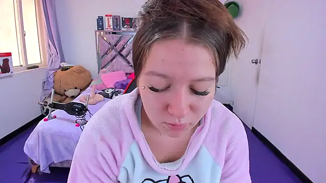 Luna_Analya webcam