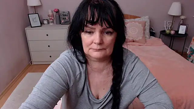 LeveMe2Nightt webcam