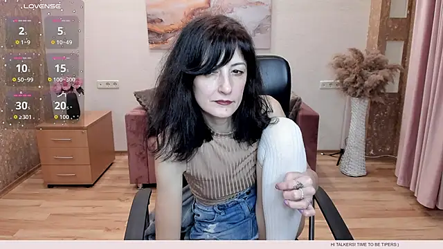 Dana_Haliti webcam