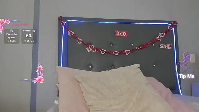 mia_gomez7 (F teen) - Naked +  spanks
