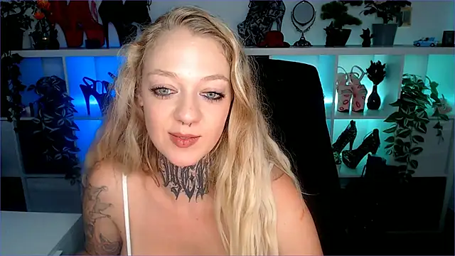 Valery_Venom live sex cam