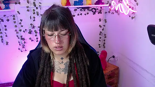_sharlotte777 webcam