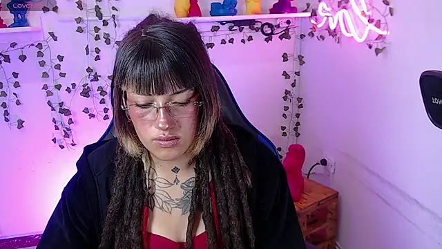 _sharlotte777 webcam