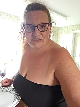 MissQueenBeex webcam