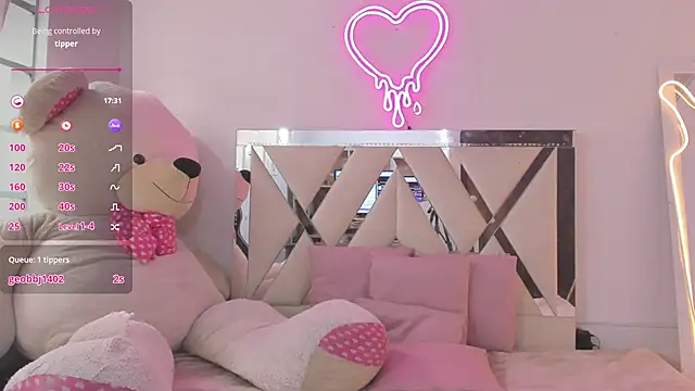 MILAH_TAY webcam