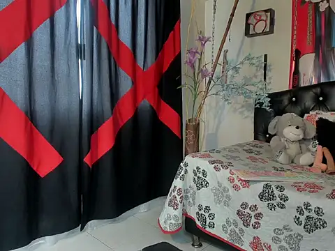 PenelopeSuency webcam