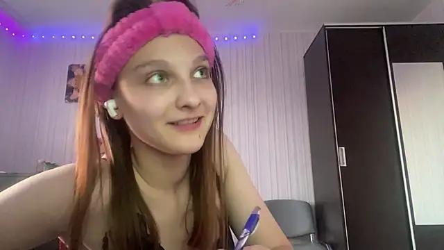 LavetaGossage webcam