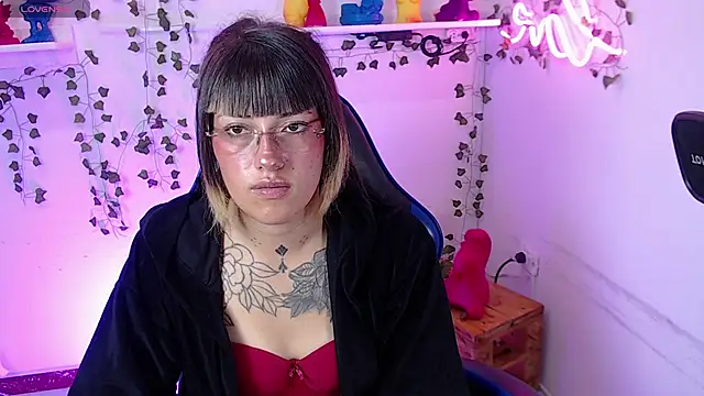 _sharlotte777 webcam