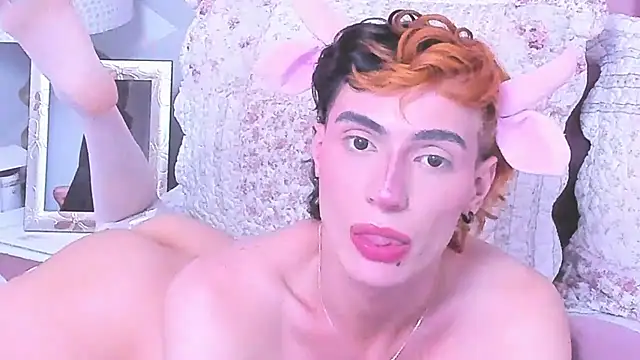 KylieMonnett webcam