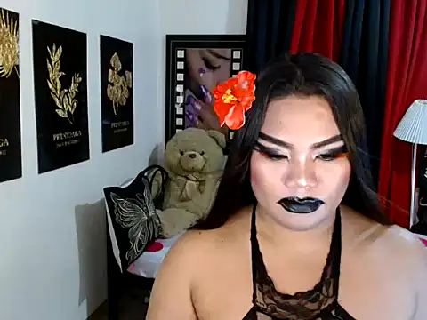 TSbrianaHugeCock webcam