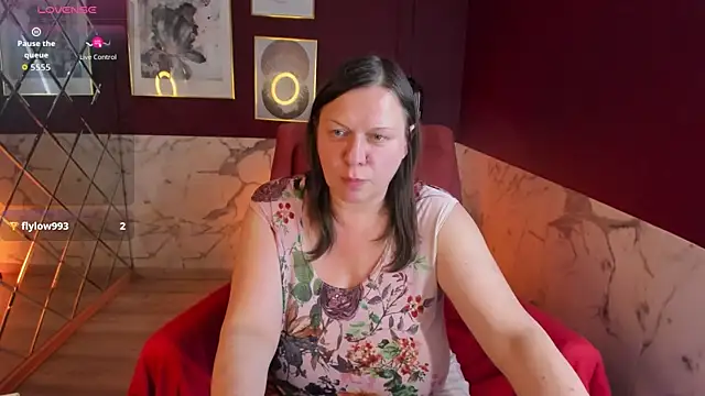 KellyPerfection webcam