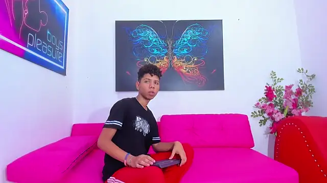 Spicy_guys webcam