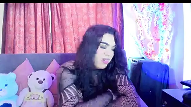 linda_zaam83866 webcam