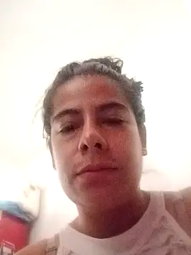 Tuconejita1220 webcam