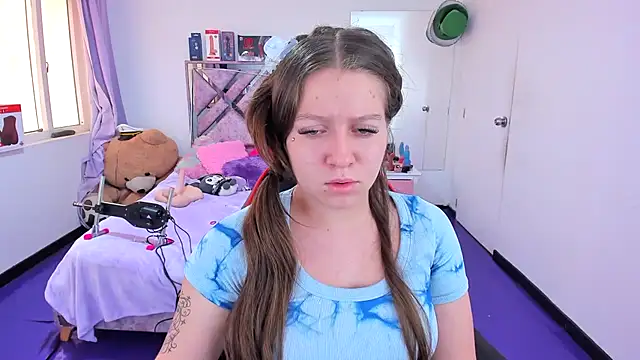 Luna_Analya webcam