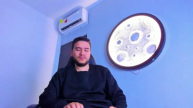 mike_257 webcam