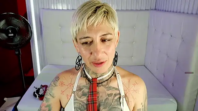 Everlyn_sexx webcam