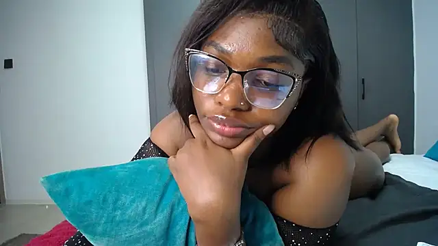 Pretty_Liya08 webcam