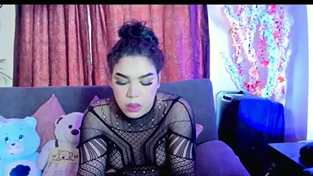 linda_zaam83866 webcam