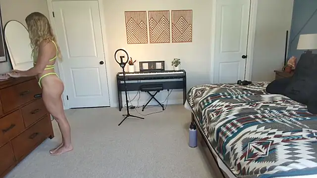 xxyourgirlblair webcam