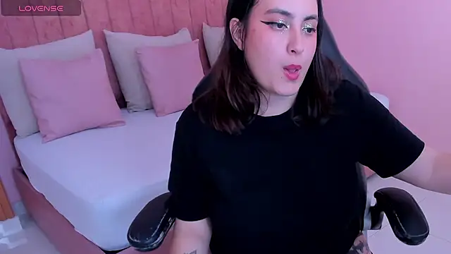 lilaa_sky webcam